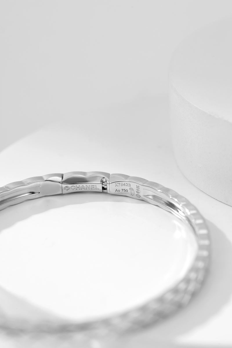 Ch**el bracelets